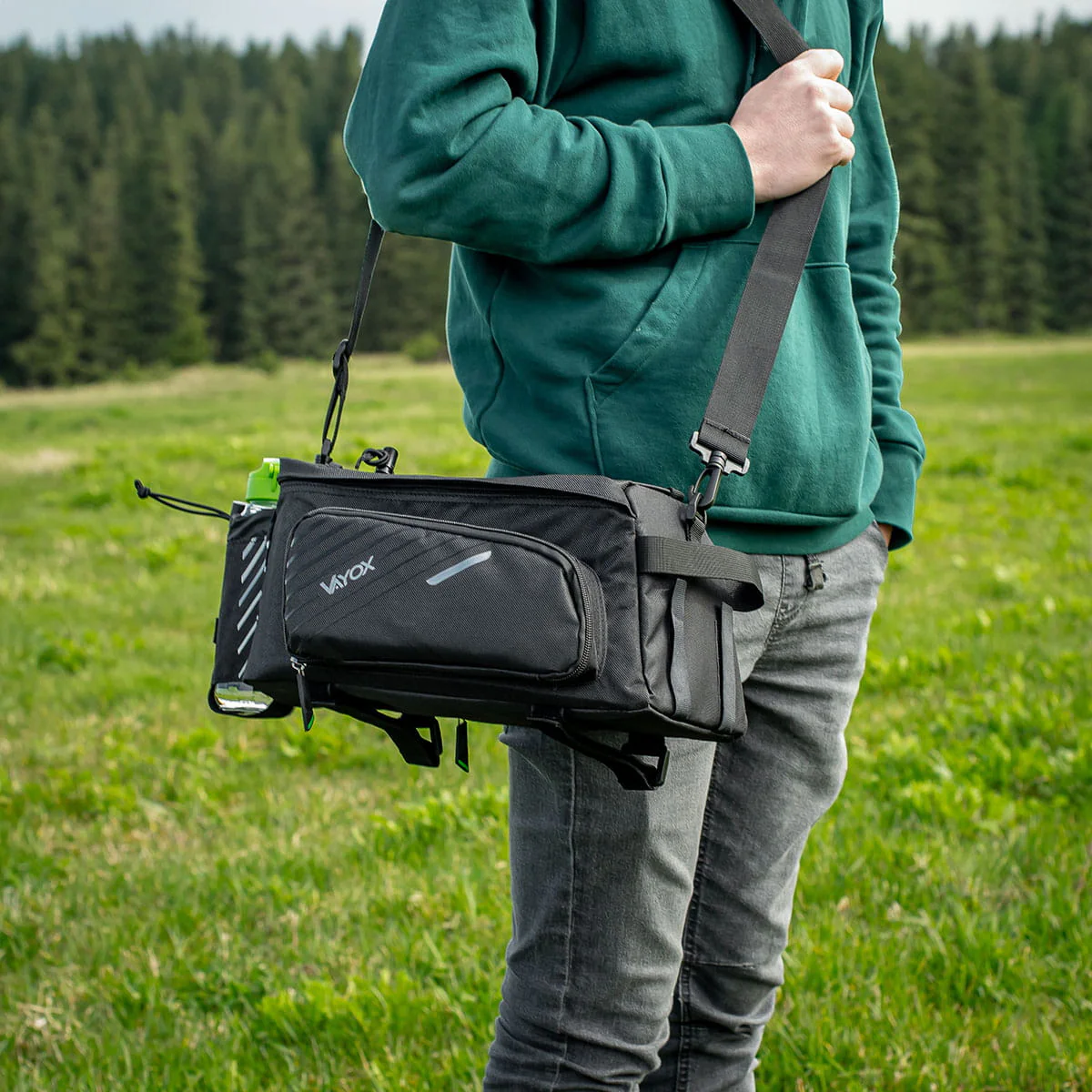 Fahrradtasche für Gepäckträger, Vayox VA0171 12L, Schwarz - Image 15