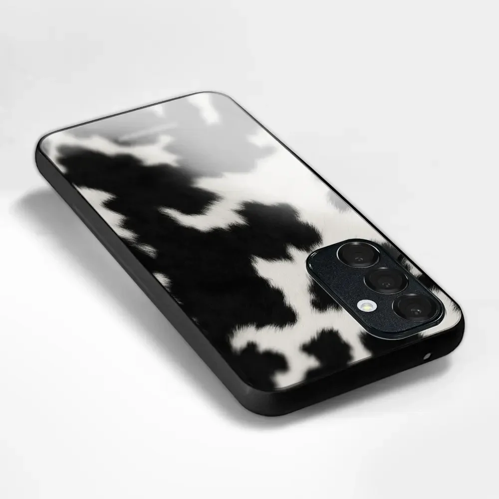 Handyhülle für Google Pixel 9a, Mobiwear Glossy Case, Kuhfell-Optik - Image 5