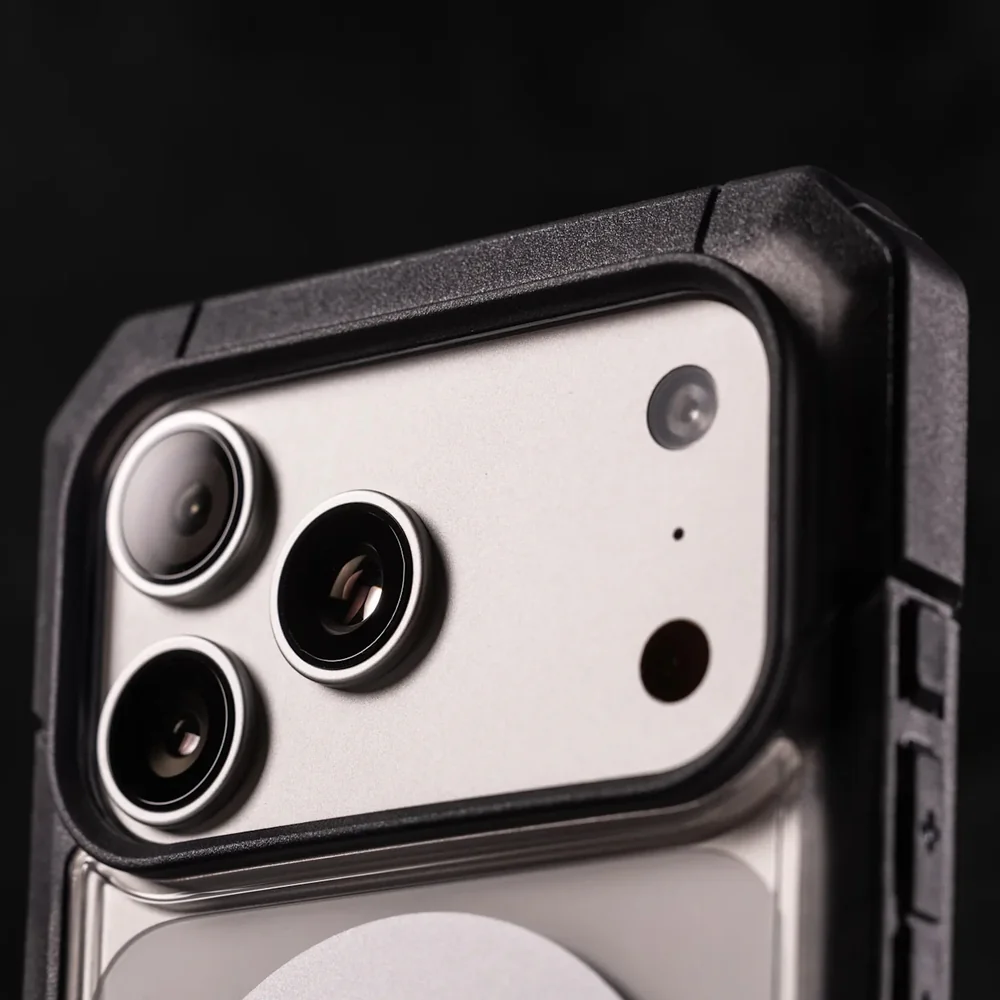 Handyhülle für iPhone 17 Pro Max, Urban Armor Gear Trooper Mag, Durchscheinend mit schwarzen Rahmen - Image 13