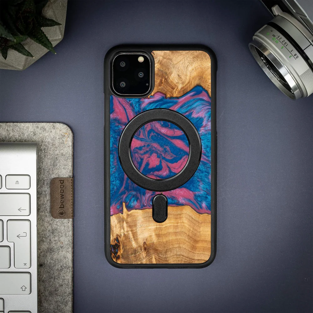 Holzhülle für iPhone 11 Pro Max, Bewood Unique Neons Vegas für MagSafe - Image 3