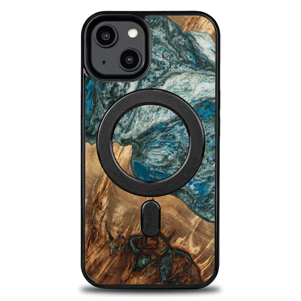 Holzhülle für iPhone 14, Bewood Unique Planets Erde für MagSafe