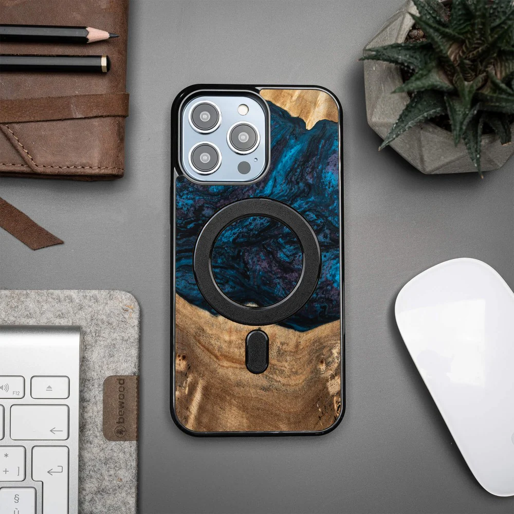Holzhülle für iPhone 15 Pro Max, Bewood Unique Planets Neptun für MagSafe - Image 3