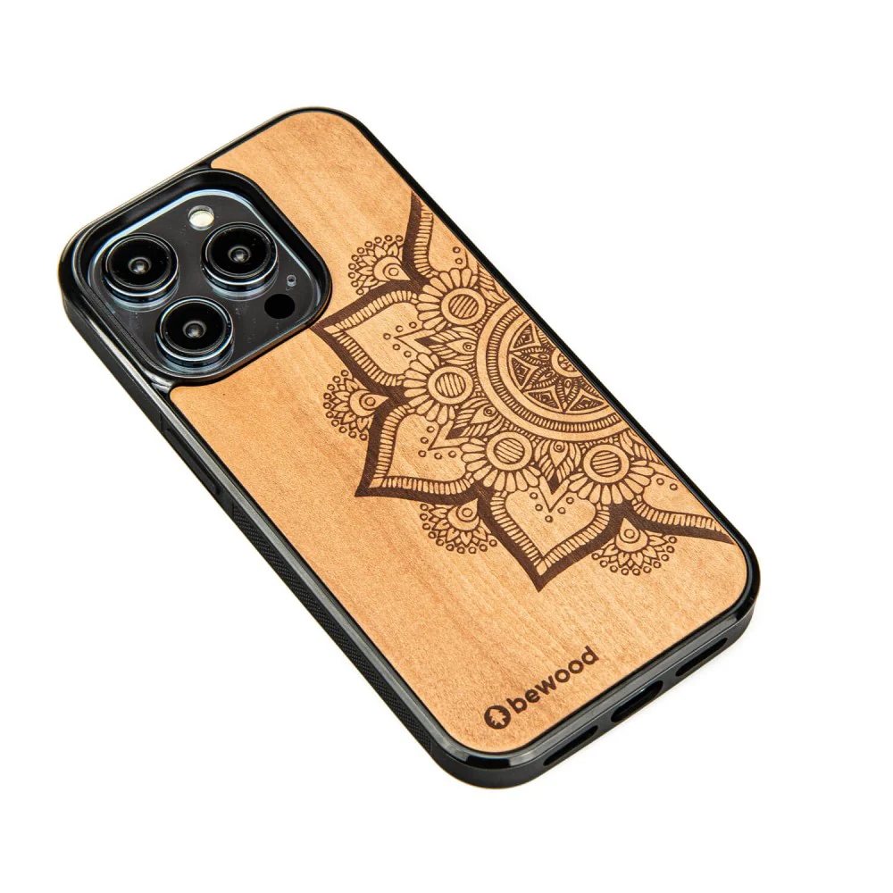 Holzhülle für iPhone 14 Pro, Bewood Apfelbaum Mandala - Image 2