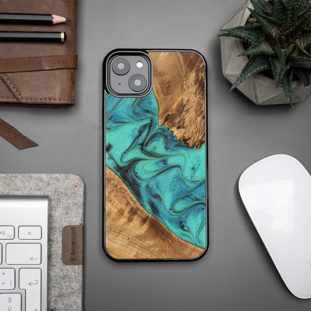 Holzhülle für iPhone 15 Plus, Bewood Unique Turquoise - Image 2
