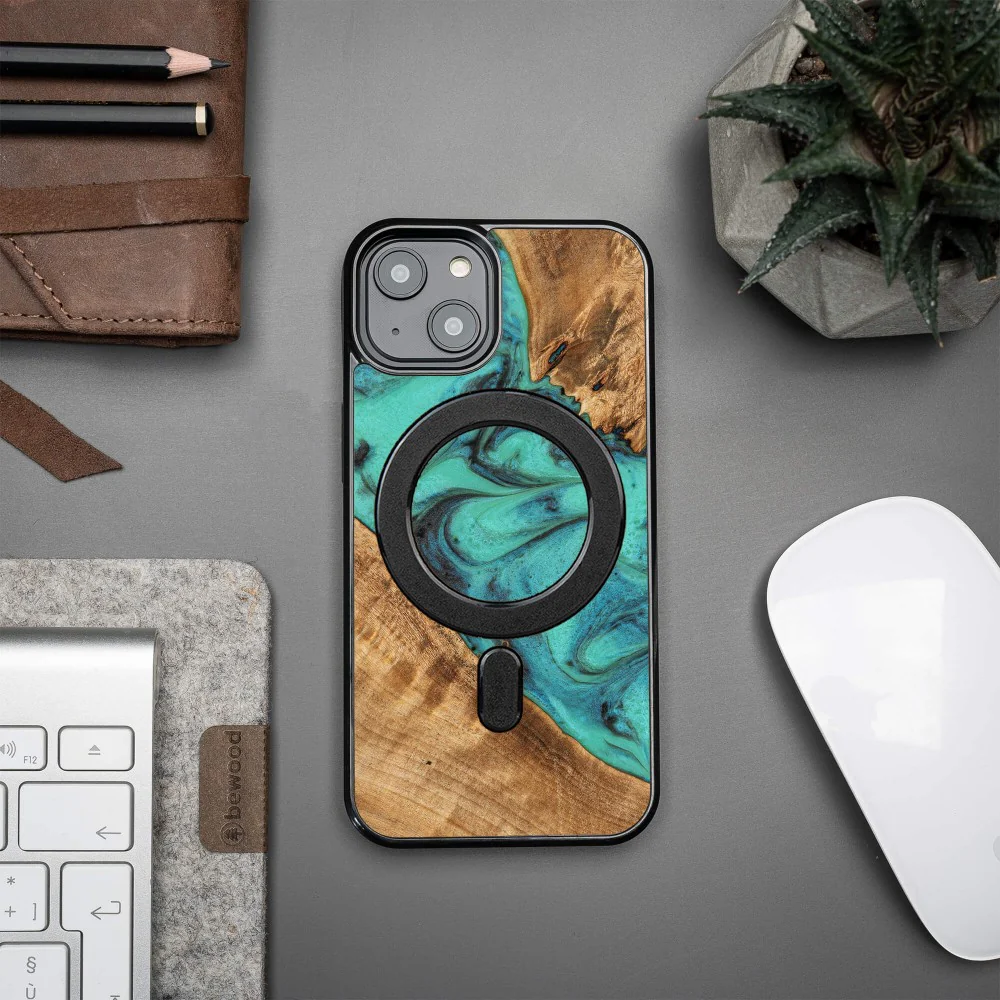 Holzhülle für iPhone 15, Bewood Unique Turquoise für MagSafe - Image 3