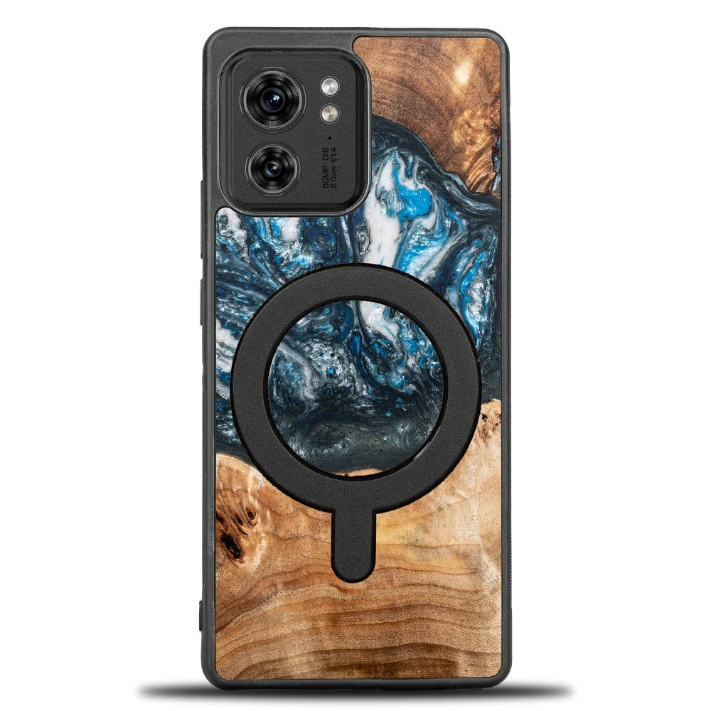 Holzhülle für Motorola Edge 40, Bewood Unique Planets Erde für MagSafe