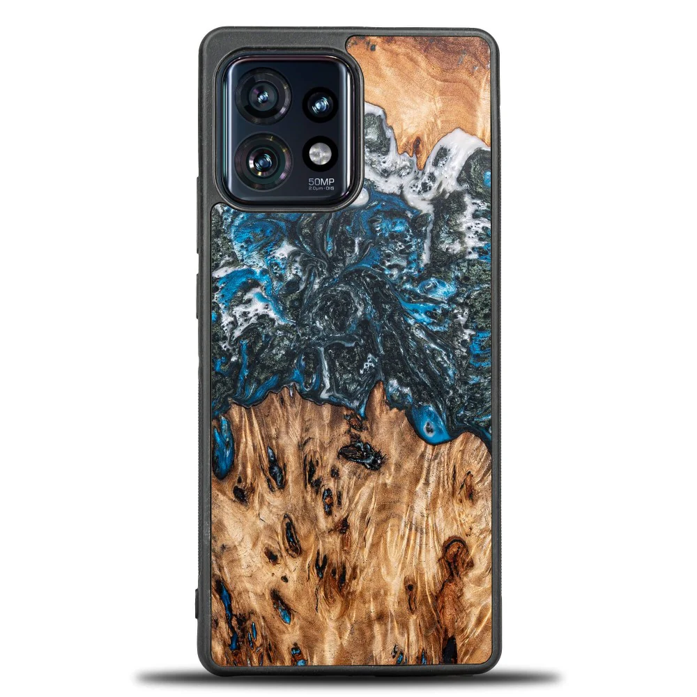 Holzhülle für Motorola Edge 40 Pro, Bewood Unique Planets Erde - Image 4