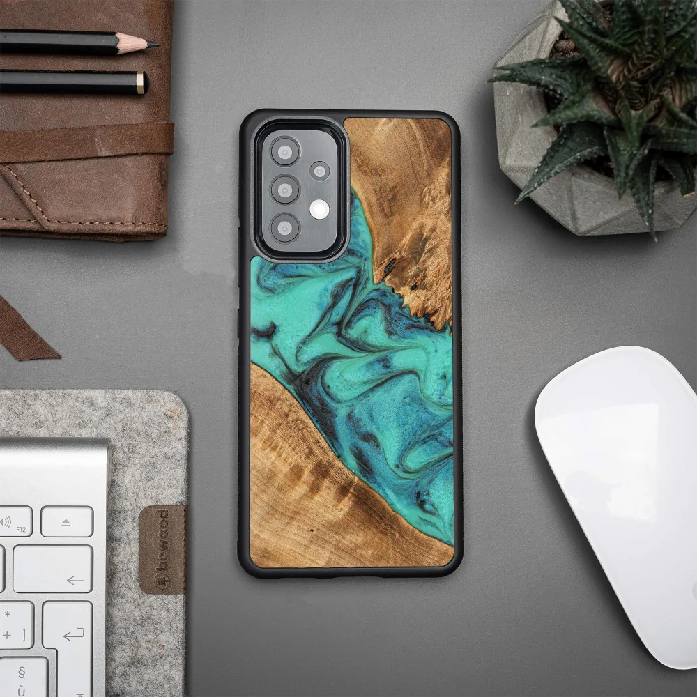Holzhülle für Galaxy A73 5G, Bewood Unique Turquoise - Image 3