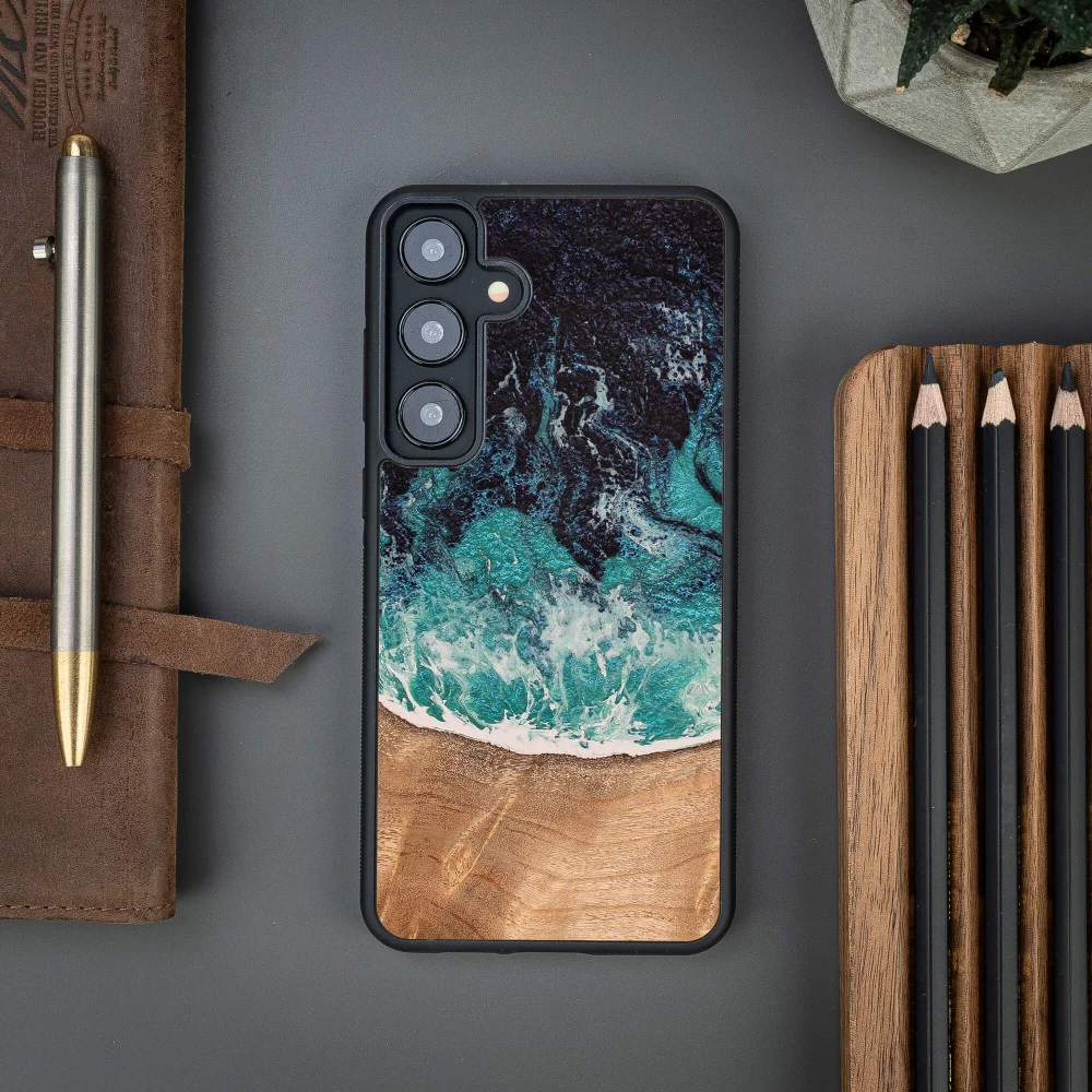 Holzhülle für Galaxy S24 FE, Bewood Unique Dream Island, Blau-Braun - Image 4