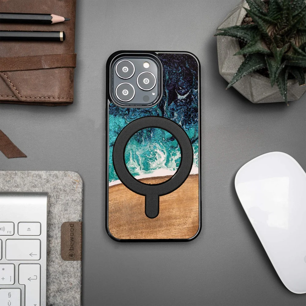 Holzhülle für iPhone 13 Pro, Bewood Unique Dream Island für MagSafe, Blau-Braun - Image 5