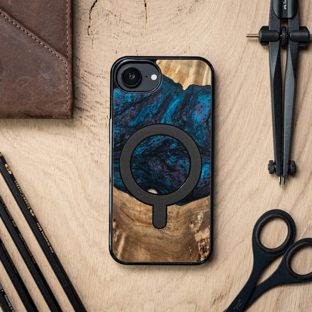 Holzhülle für iPhone 17e / 16e, Bewood Unique Planets Neptun für MagSafe - Image 4