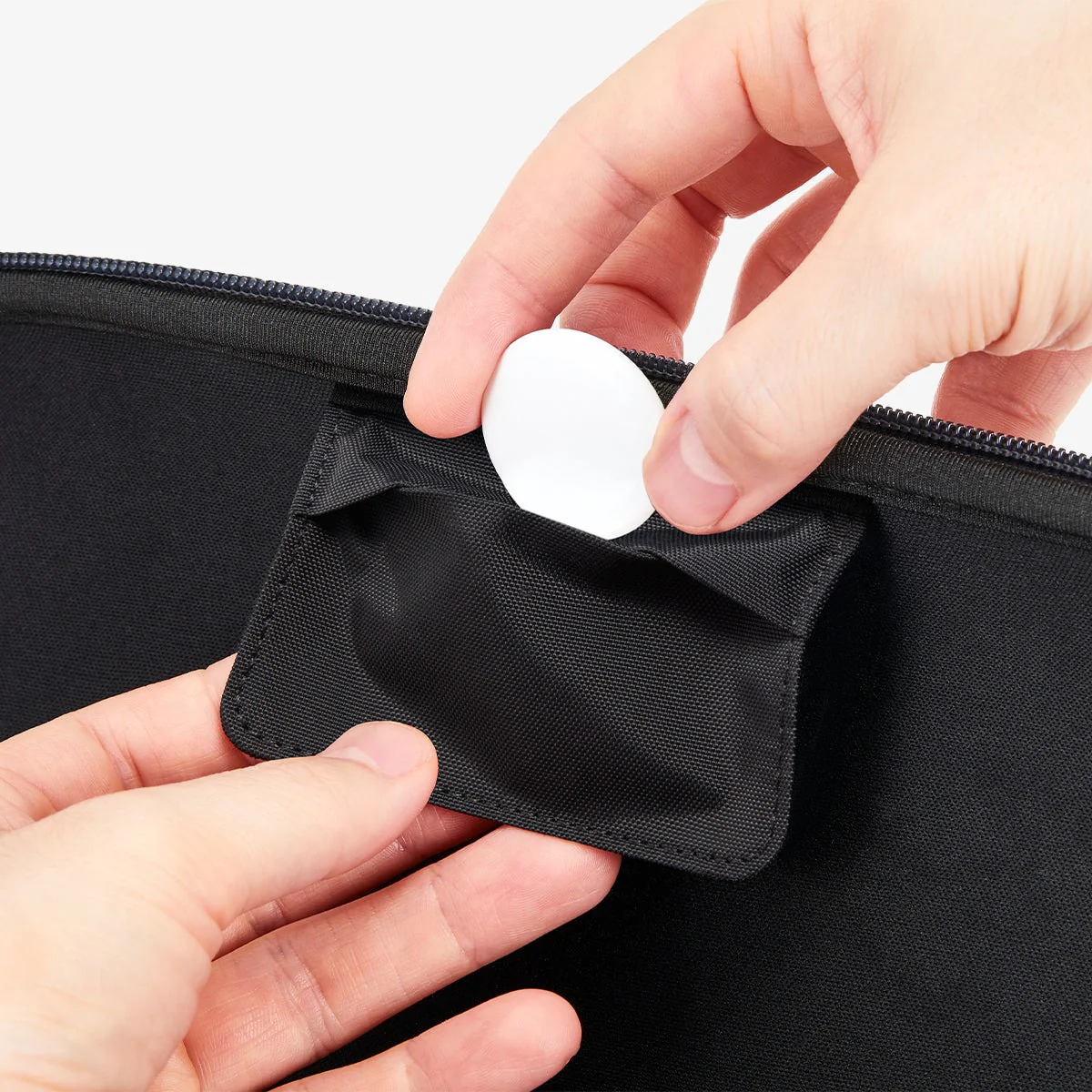 Hülle für Nintendo Switch 2, Spigen Klasden Pouch Renewed, Grau - Image 4