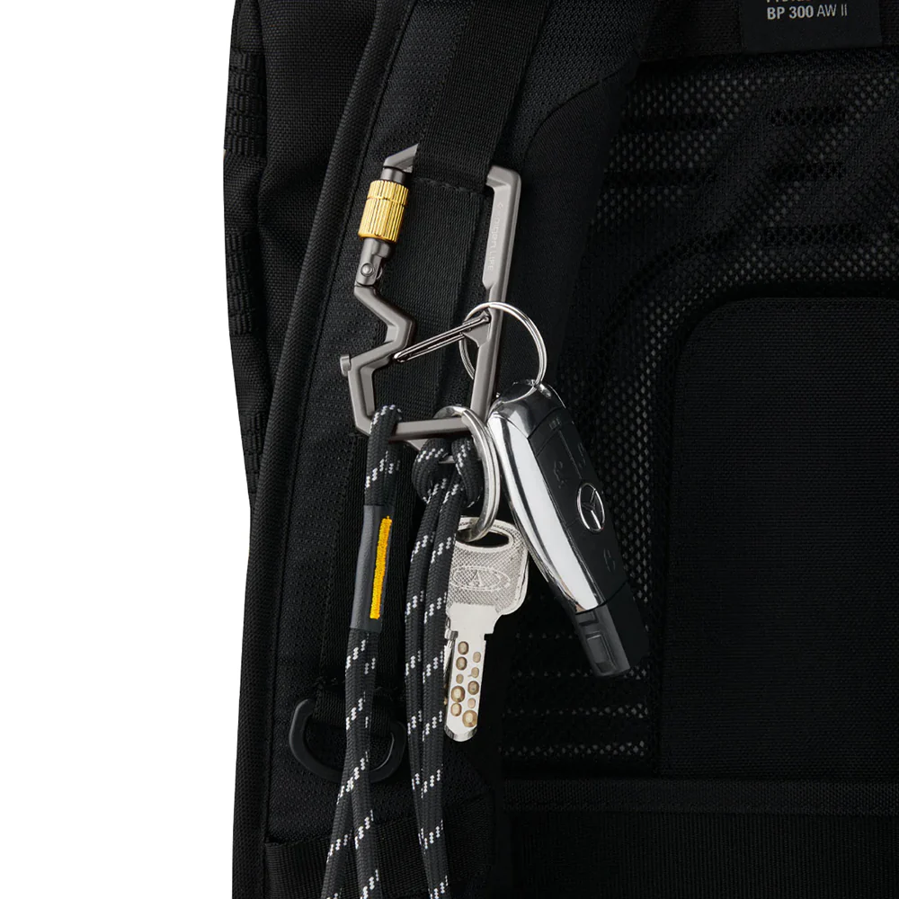 Karabiner mit Schlüsselband und Schlüsselring, Spigen Carabiner LF101, Silber - Image 8