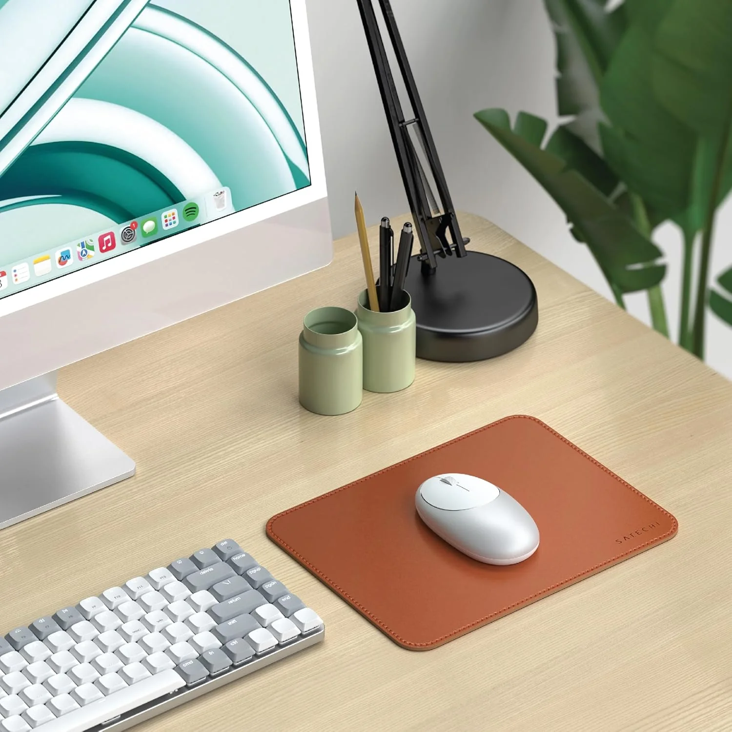 Mauspad aus veganem Leder für den Schreibtisch, Satechi Premium Mouse Pad, Braun - Image 8