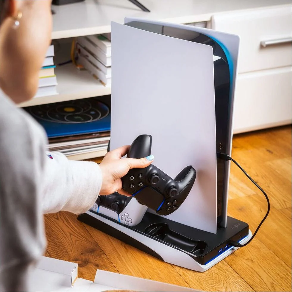 Multifunktionale Ladestation mit Kühlfunktion für PlayStation 5, Fixed Multifunctional Stand Station, Schwarz und Weiß - Image 2
