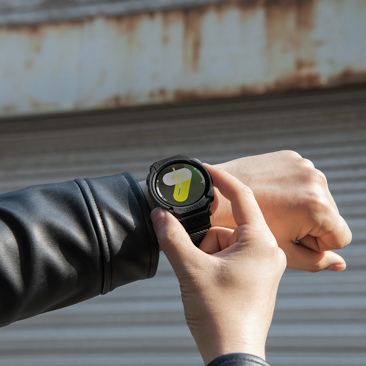 Schutzhülle mit Armband für Galaxy Watch 8 44mm, Spigen Rugged Armor Pro, Schwarz - Image 12