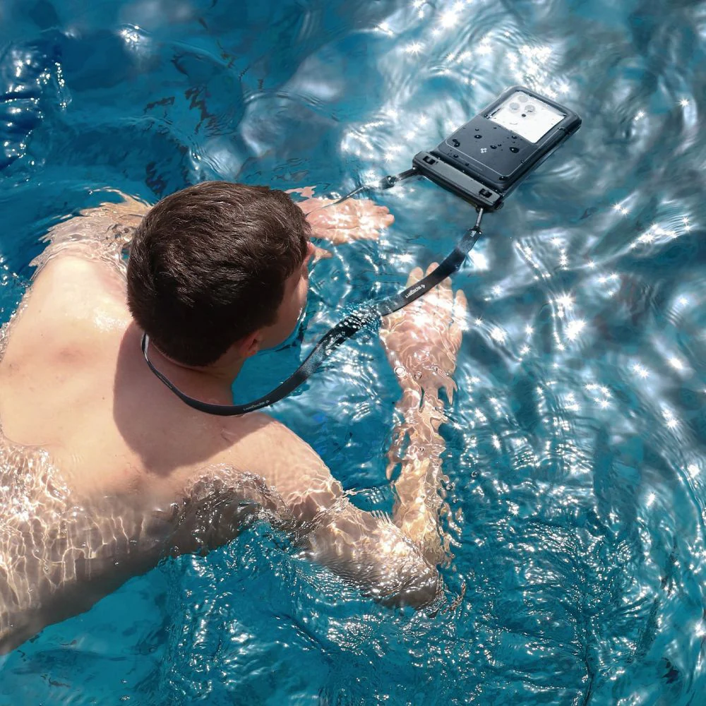 Wasserdichte Handyhülle Spigen A611P Waterproof Float Case 2-Pack, Schwarz - Image 2